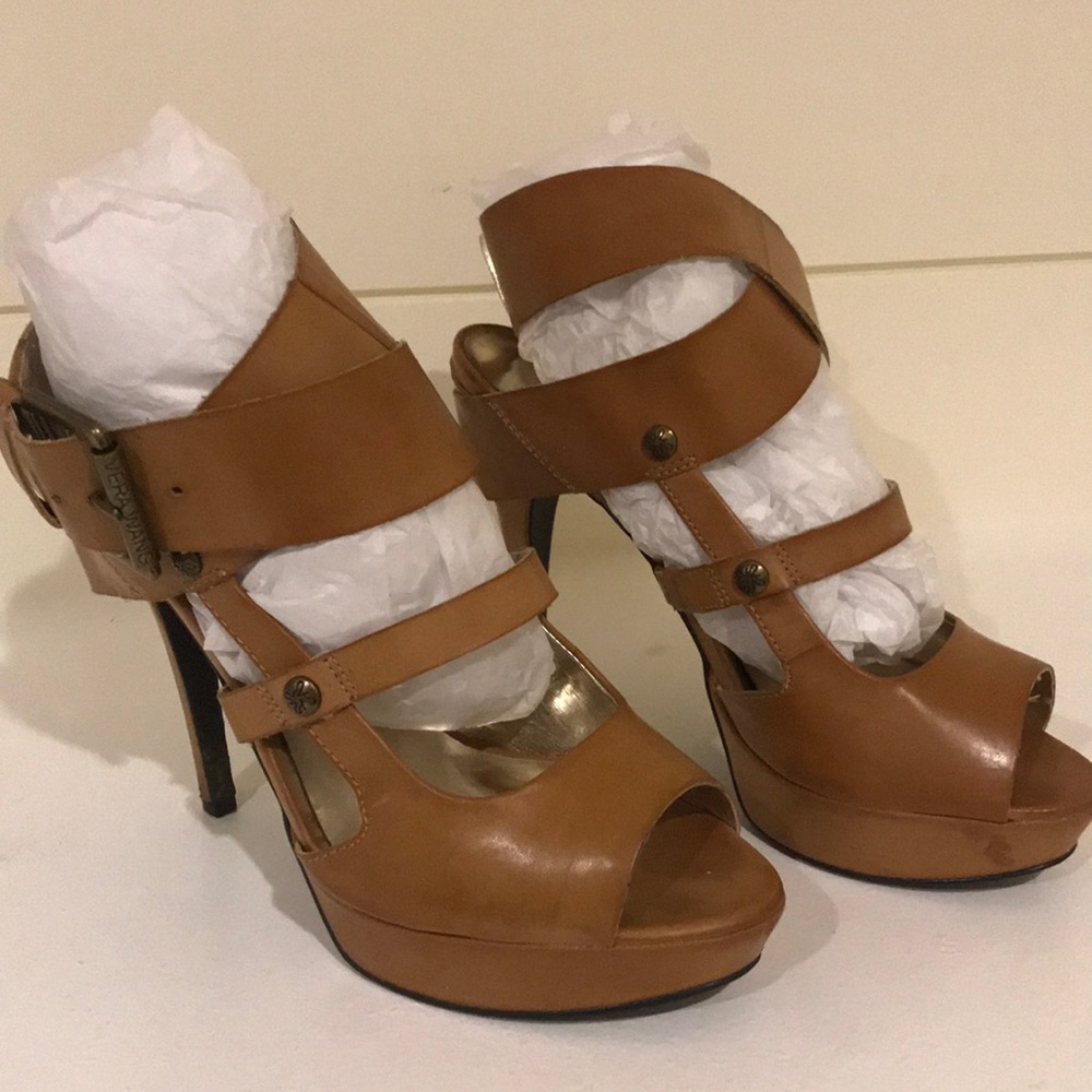 Vera Wang strappy heels